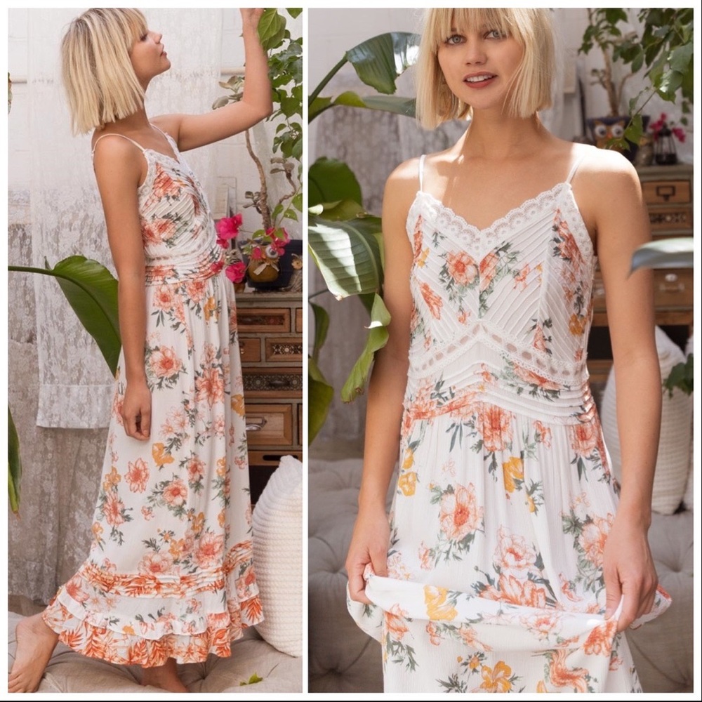A Summer’s Delight in Florals Woven Dress - Picture 10 of 13